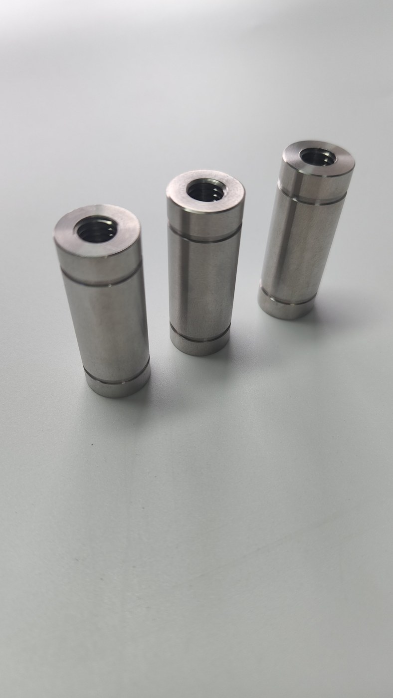 304不锈钢精密导向套小批量加工